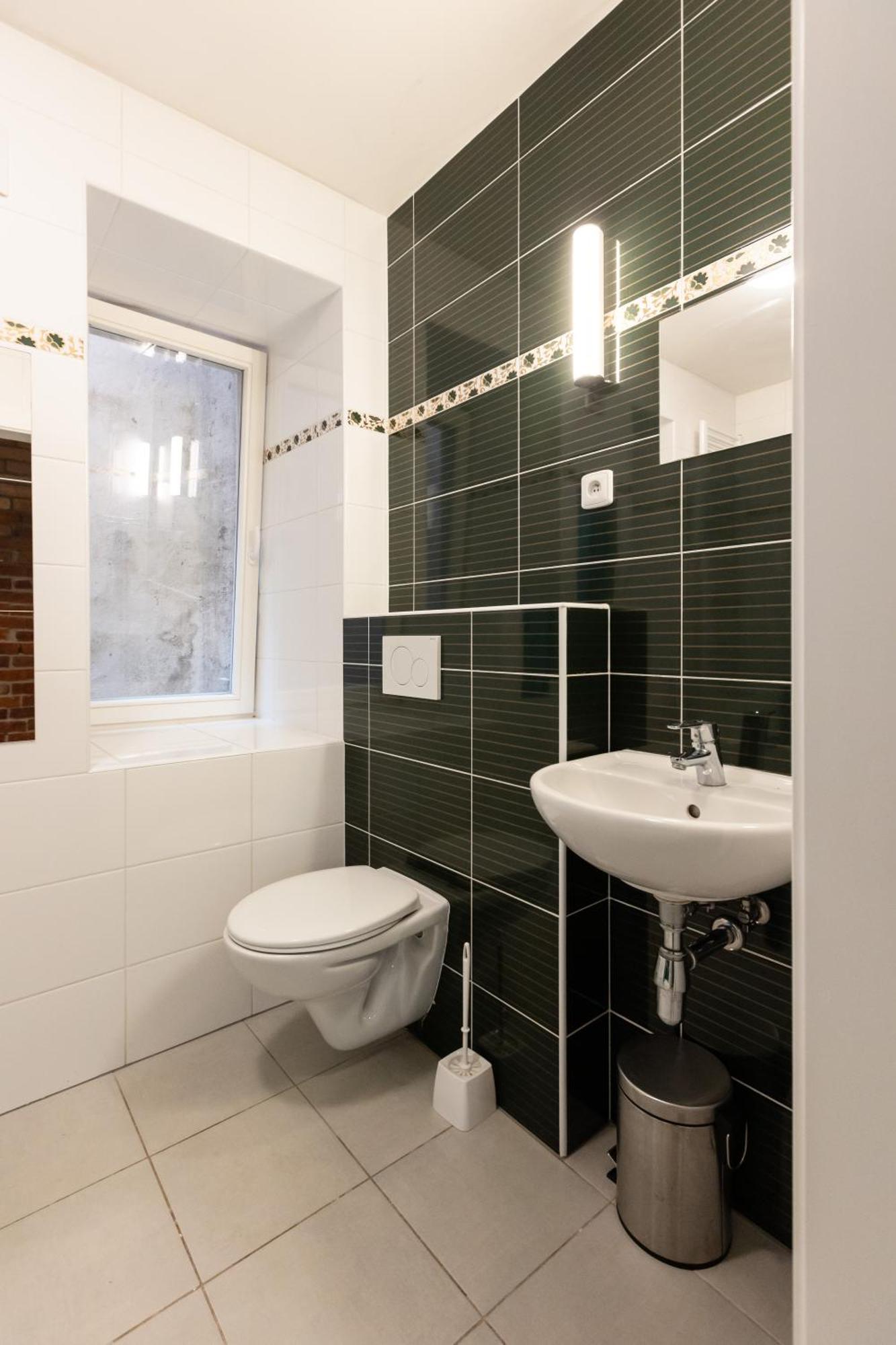 Spacious In Quiet Courtyard Near Charles Bridge Apartamento