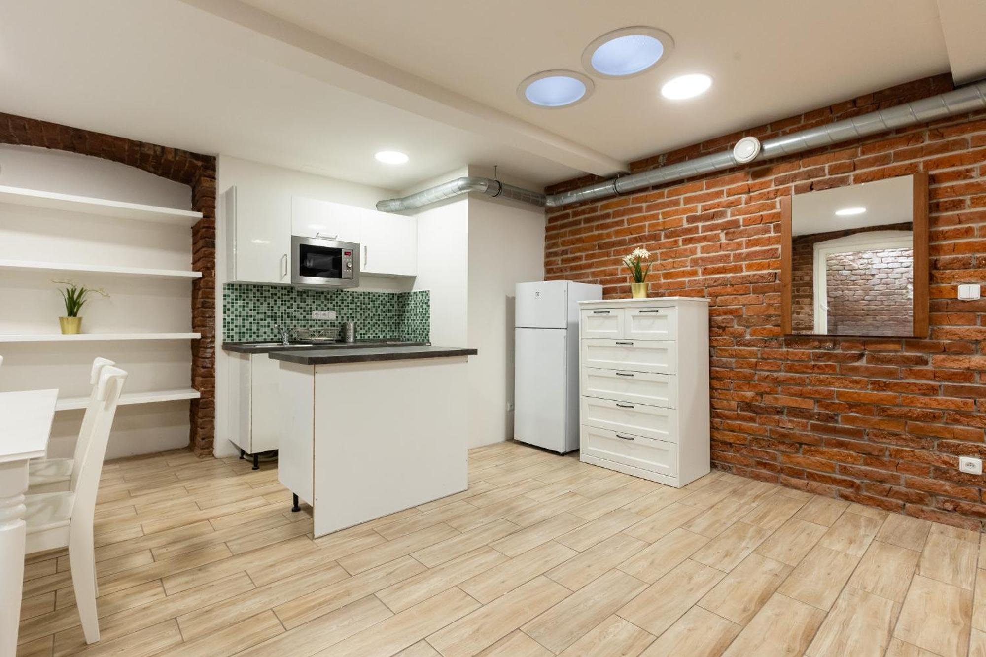 Apartamento Spacious In Quiet Courtyard Near Charles Bridge Praga