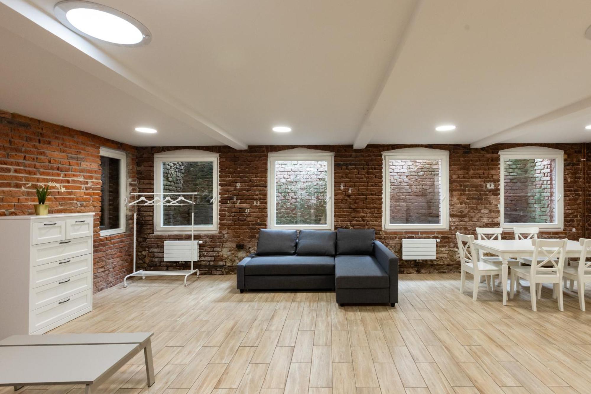 Spacious In Quiet Courtyard Near Charles Bridge Apartamento Praga